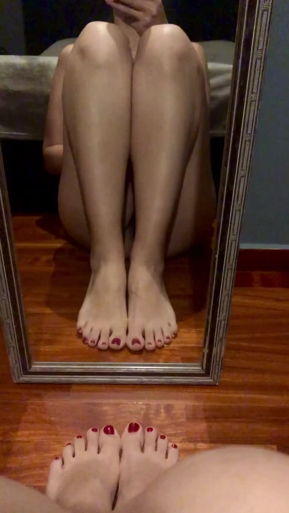 Pussy reveal - free porn video