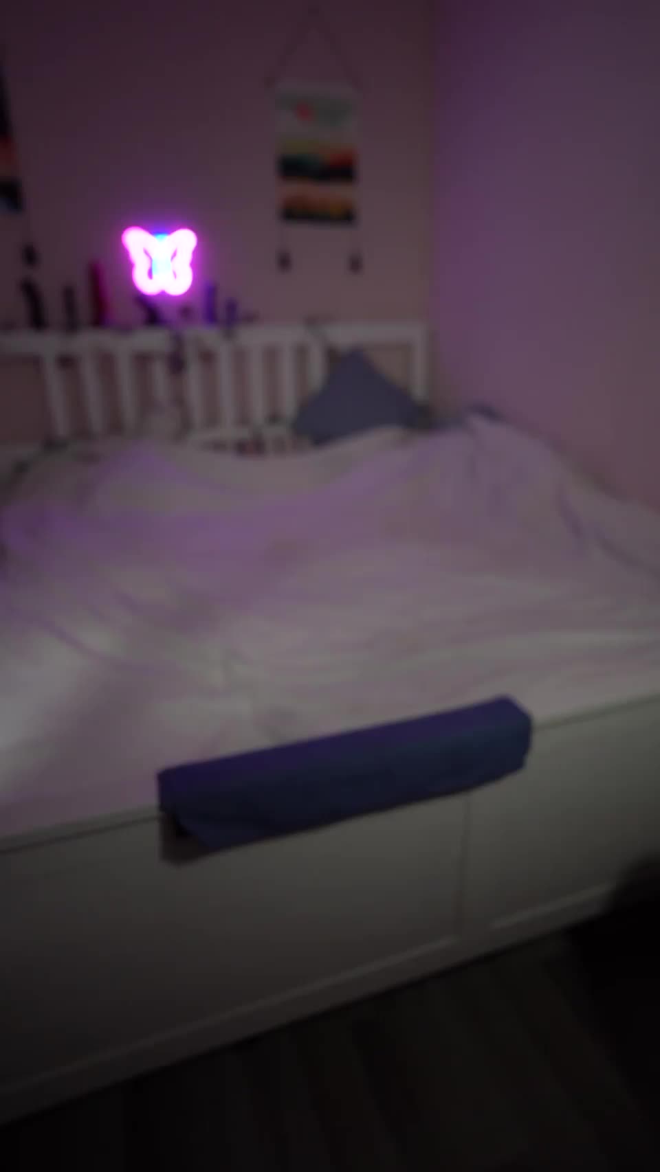 Throwing a naked dance party in my bedroom after work and you're invited - free porn video