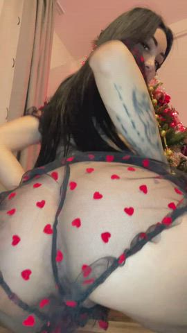 Do u want this asshole for Christmas present 🎁? - free porn video