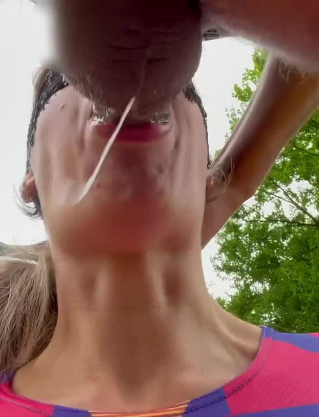 being a blowjob girl requires being immediately accessible anytime 😋 (OC) - free porn video