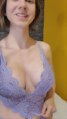 They're so big, it's hard to take off my bra - free porn video
