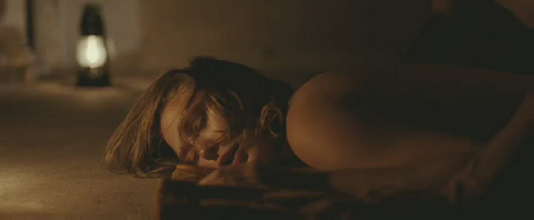 Elizabeth Olsen fucked hard - free porn video