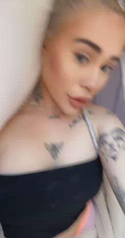 wanna have fun at my bed - free porn video