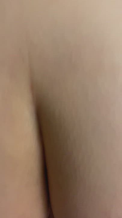 Taking a huge load in my hairy pussy 😈😈😈 - free porn video