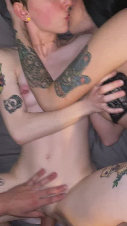 [FFM] My friends first threesome (OC) - free porn video