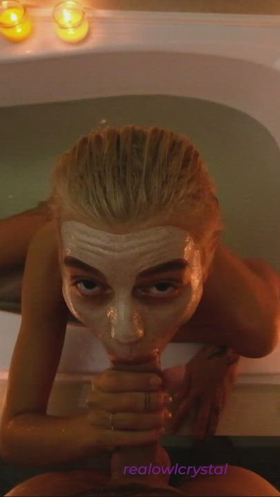I forgot to close the bathroom door, I hope you get the hint 😉 - free porn video