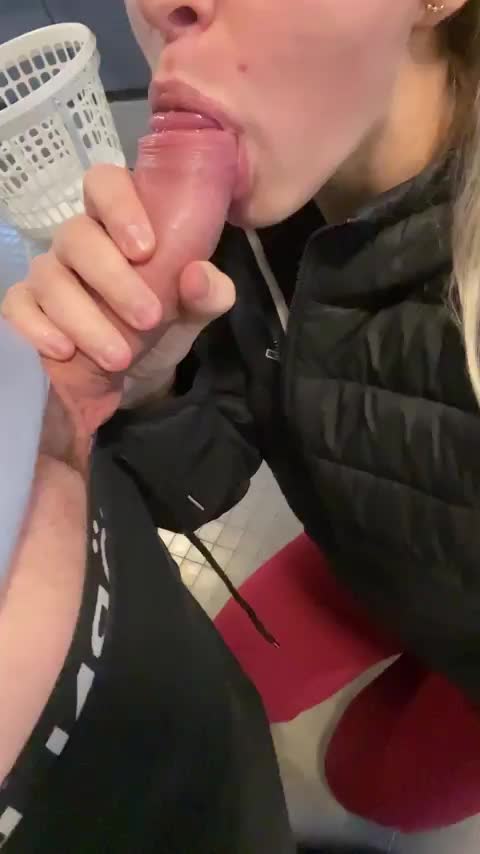 While waiting for the laundry - free porn video