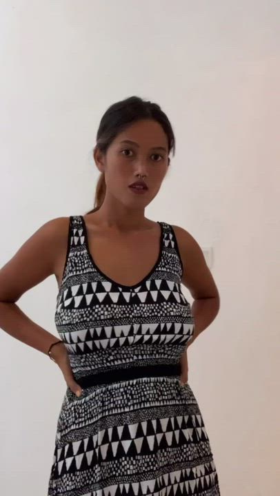 I'm in the mood for titsfuck this morning, who needs help? - free porn video