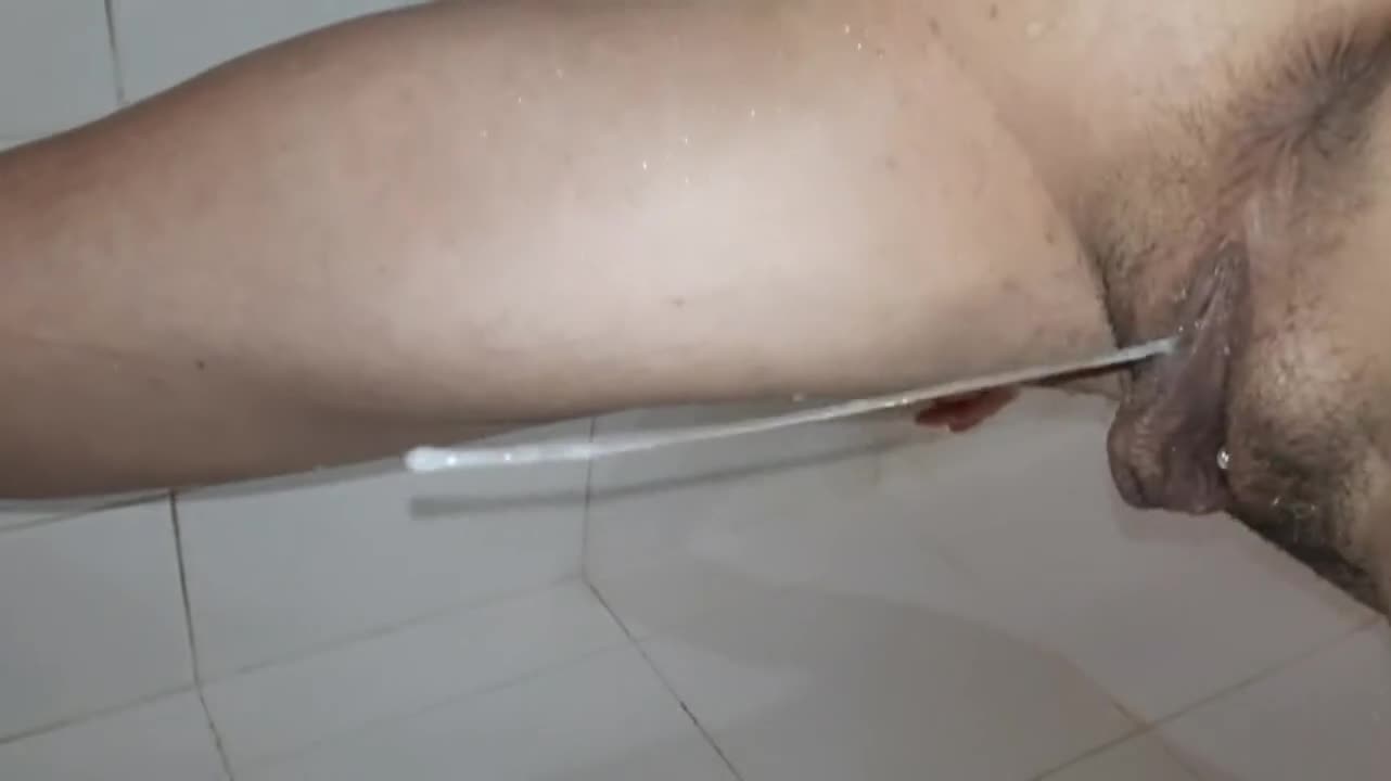 After Sex Creampie Grooling Pee 💛🤍💦 - free porn video