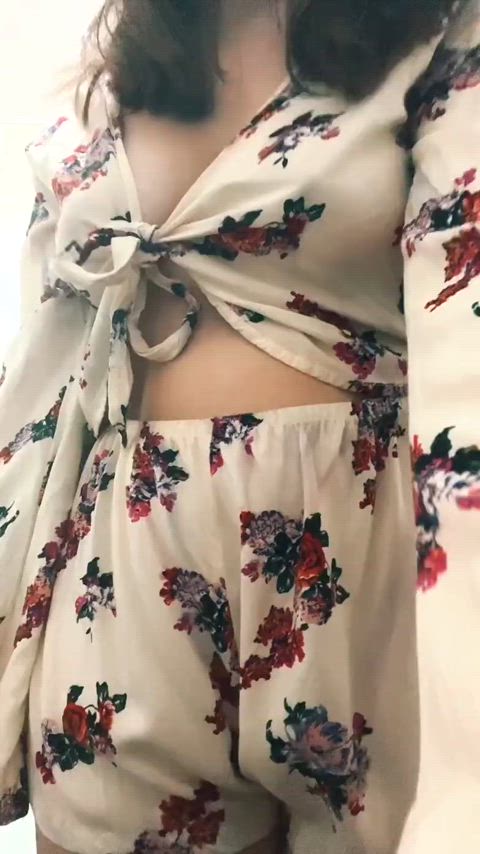 Making men on Reddit hard everyday 🤭 - free porn video