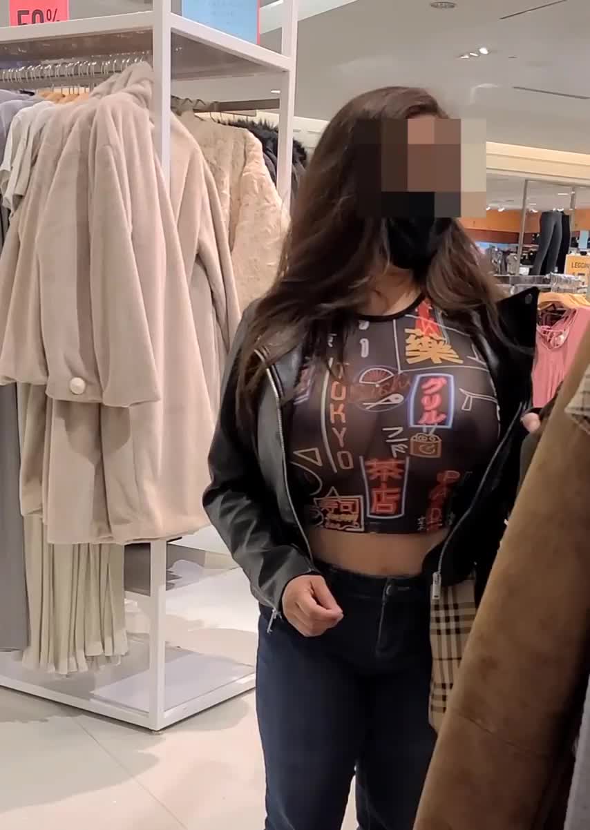 I know how to make a guy love shopping - free porn video