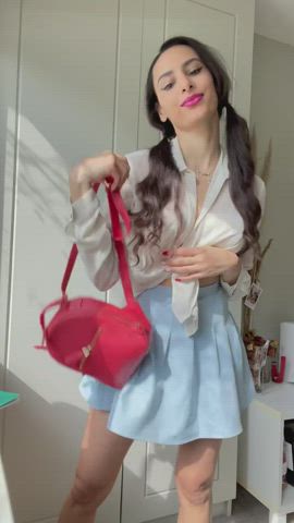 A sneak peek of my tits? - free porn video