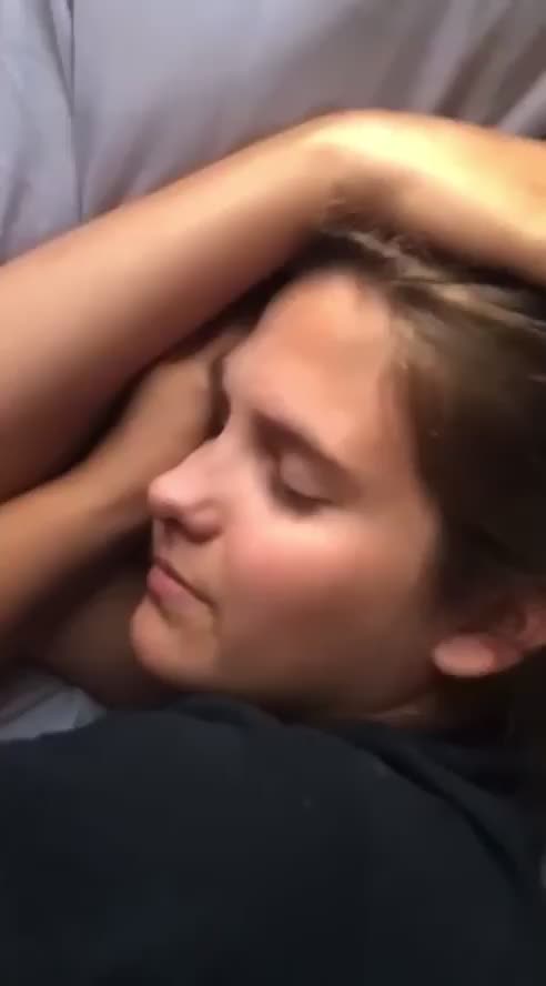 Cute amateur takes the facial of a lifetime - free porn video