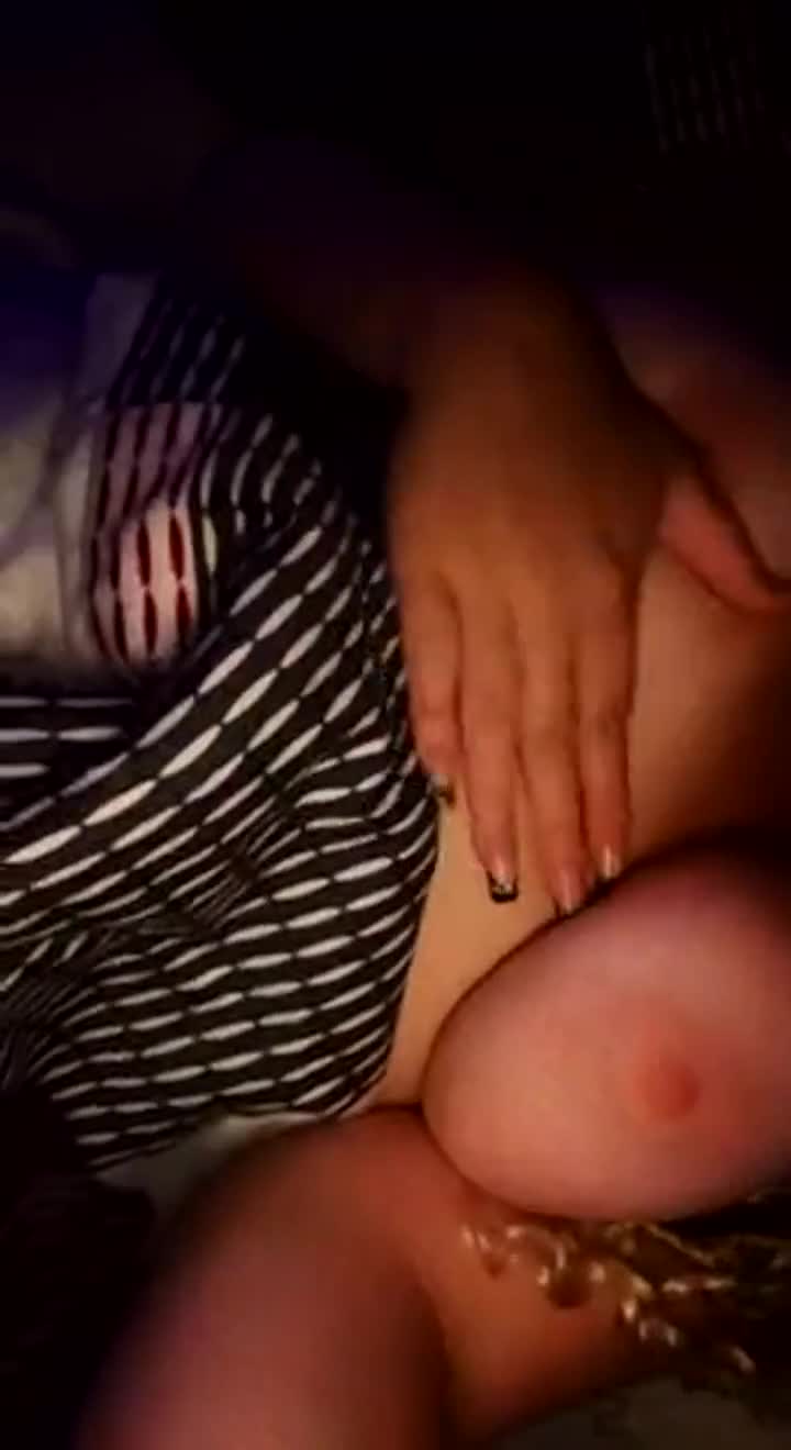 Hi I am about to play with me - free porn video