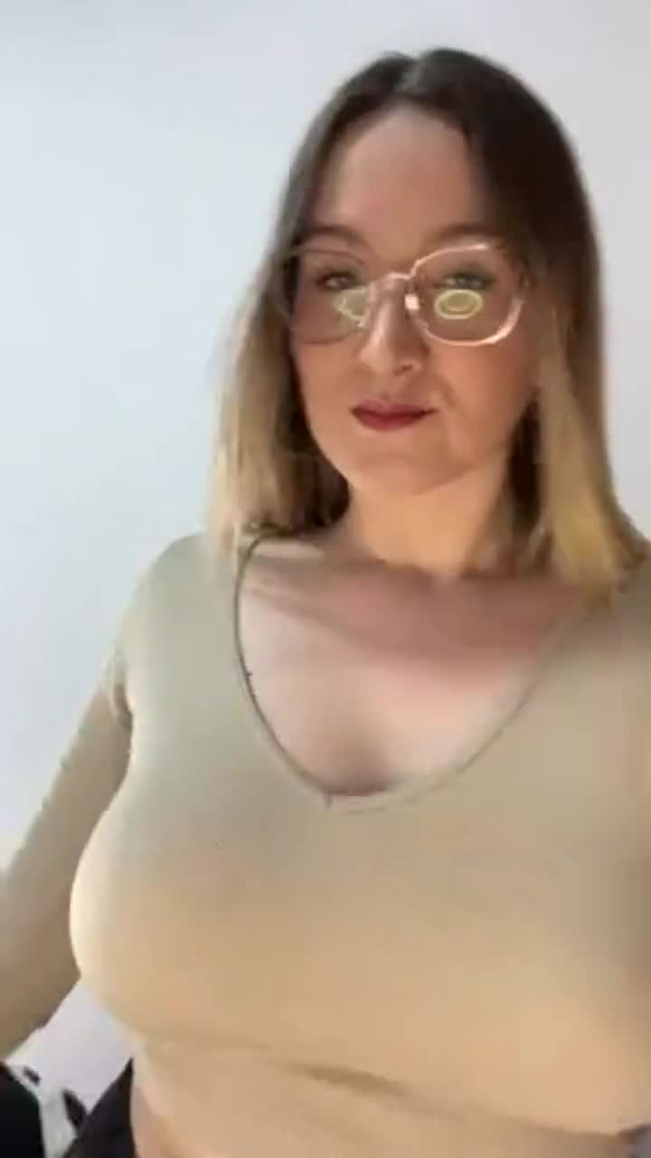 I am no angel, but i can bring heaven to you. 😛 - free porn video