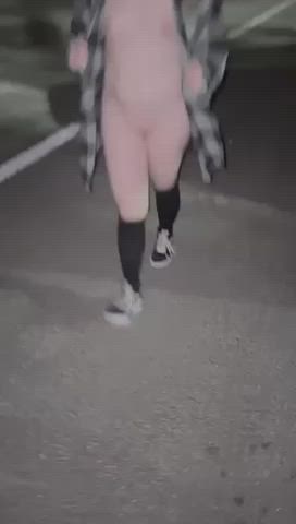 I heard that public pussy is the best - free porn video