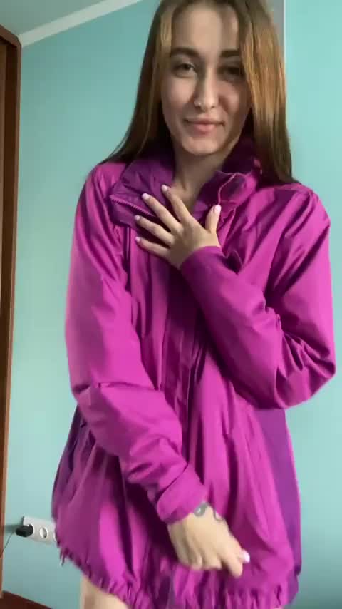 You came here to see my bouncy boobs? - free porn video