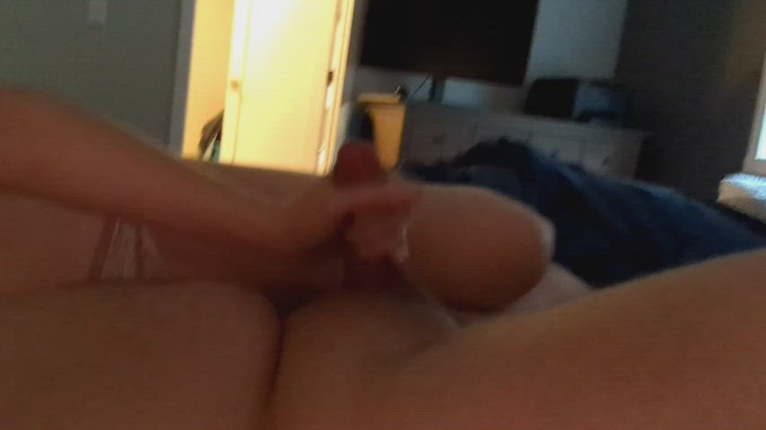 Morning handjob made him cum nicely - free porn video