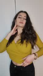 (18) If 5 people like it, I'll finger myself - free porn video