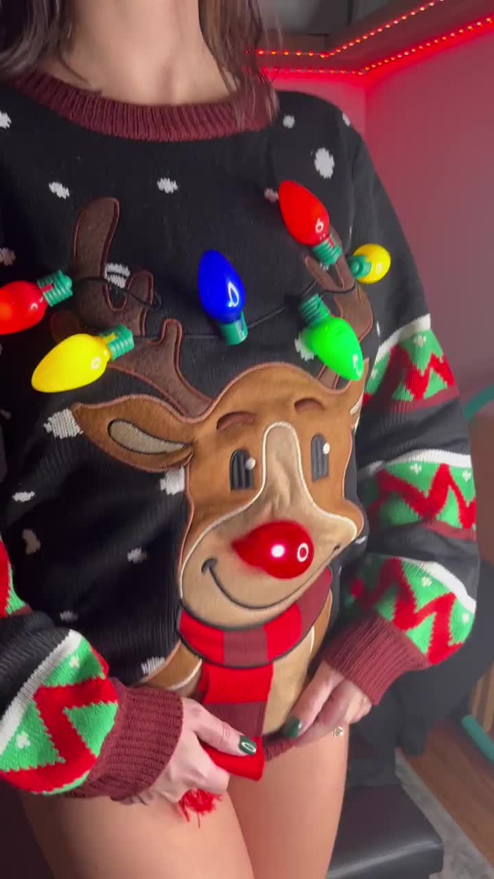 Titty Christmas! 😇 - free porn video