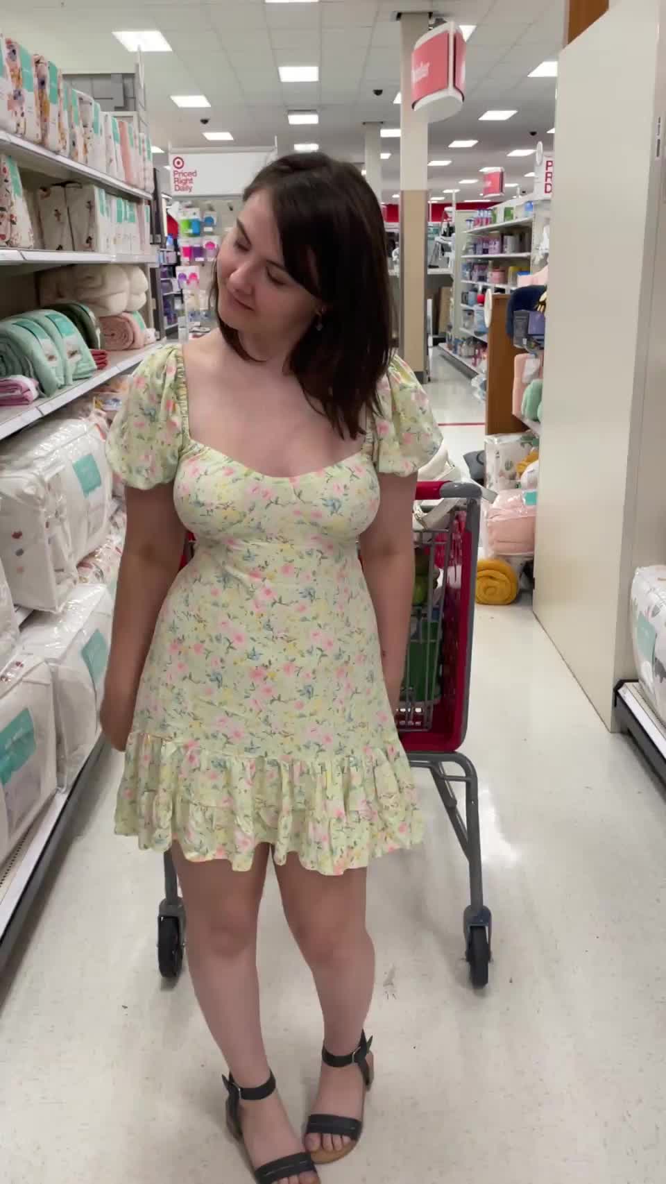 Showing my body to the world - free porn video