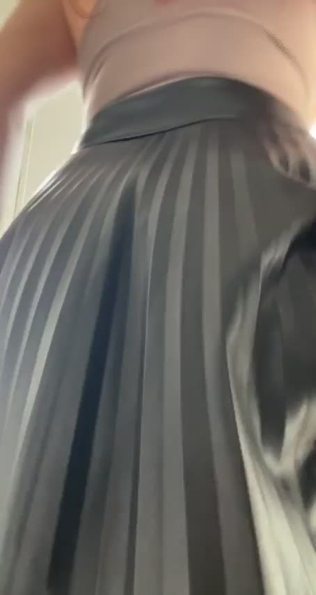 Pretty German pussy - free porn video