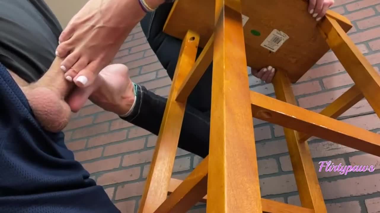 He made a mess on my sandals - free porn video
