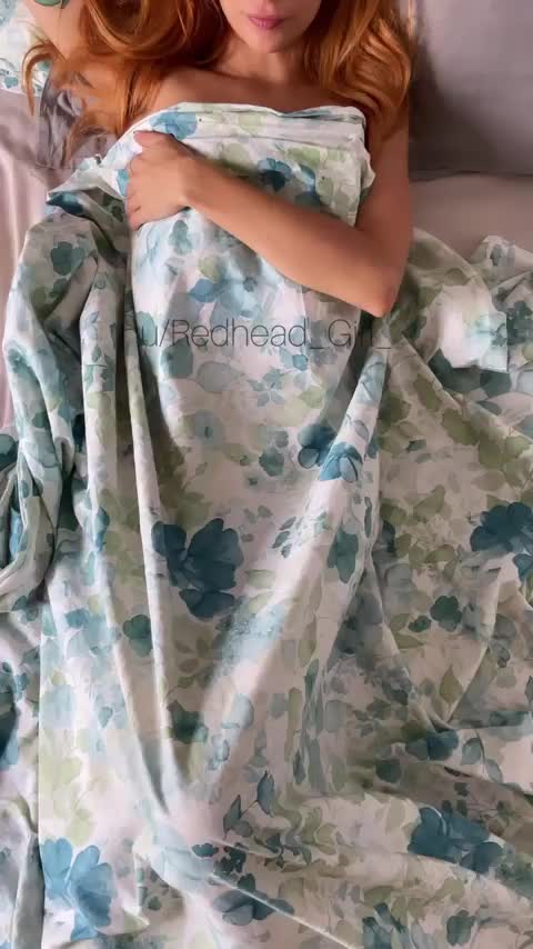 Would you fuck a tiny Italian girl like me? - free porn video