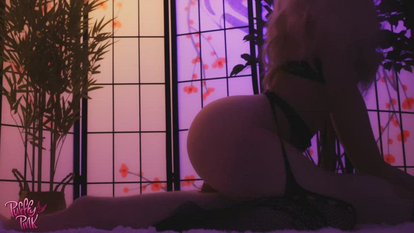 Let Mommy keep you warm - free porn video