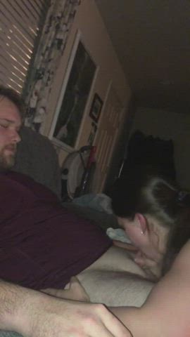 She gives their friend some sloppy wet head - free porn video