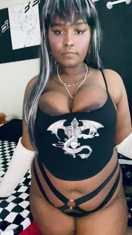 Can I bounce my tits in your face? (づ ◕‿◕ )づ - free porn video