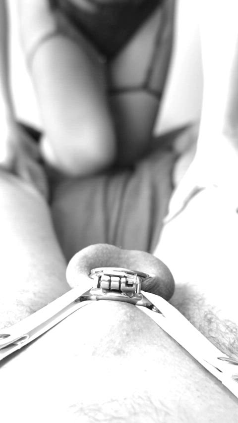 After a year in Chastity the Handjob is really intense 🔐 - free porn video