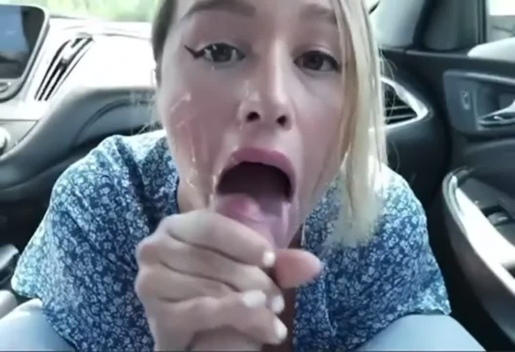Huge facial in the car - free porn video