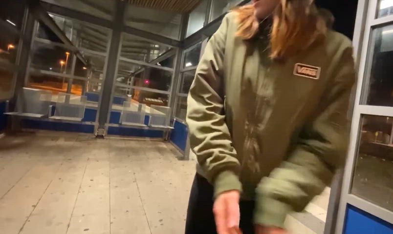 The night is young - free porn video