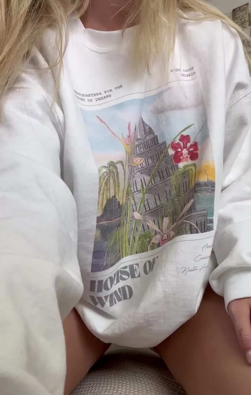 suprise under my sweatshirt🙈 - free porn video