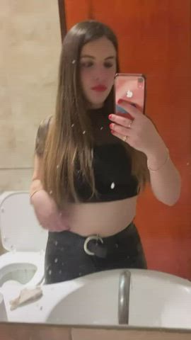 I just couldn't resist getting my tits out at the club... wish you were at the club with me - free porn video