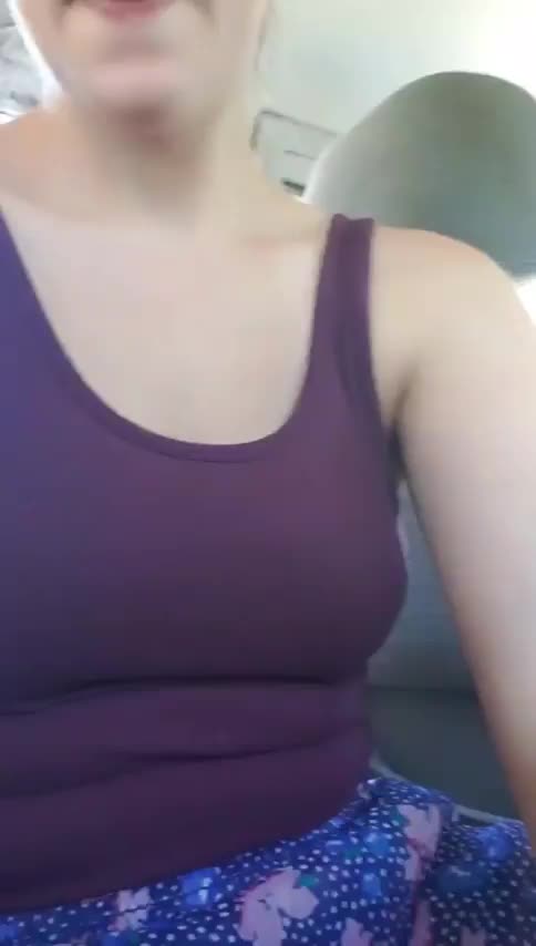 Lunch breaks be like that sometimes [gif] - free porn video