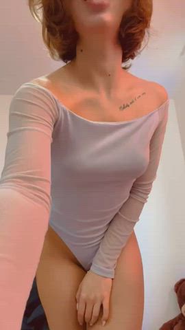 Who’s this beauty?? - free porn video