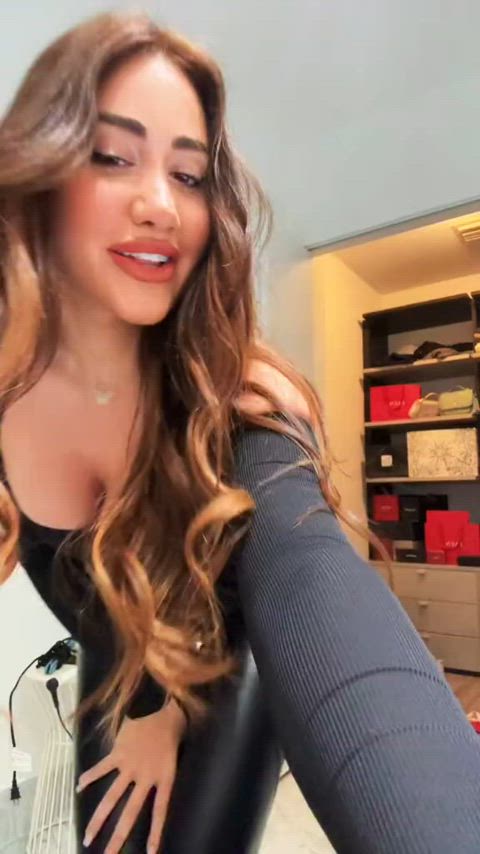 This bratty queen won’t undress for you, she knows she doesn’t need to- you’ll still be a drooling, gooning mess for her either way😂 - free porn video