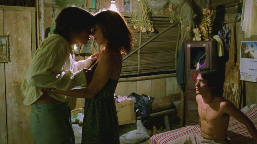 Maribel Verdu- Threesome scene (Full link in comments) - free porn video