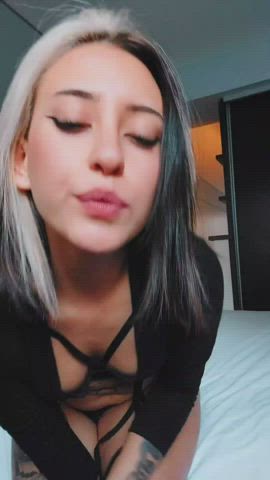 You like my outfit??? 😉 - free porn video