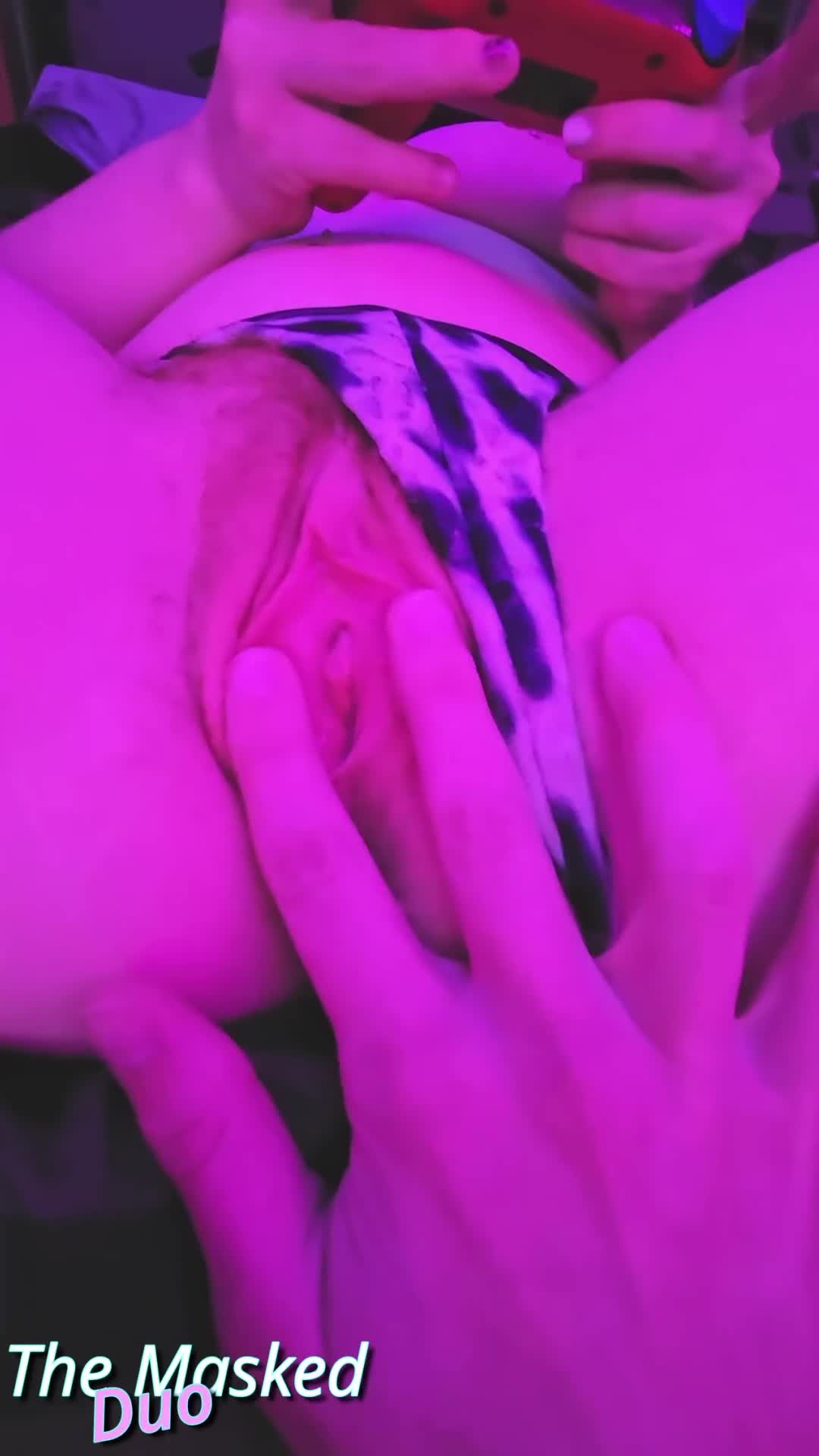 I love rubbing her wet pussy - free porn video