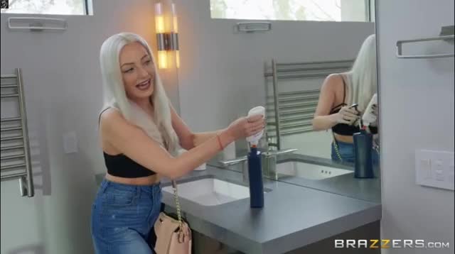 Mommy Got Boobs - Cherie Deville - Stuck On Your Mom - free porn video