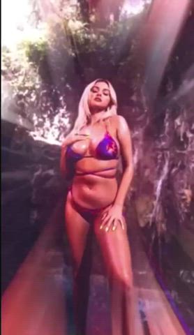 Thick Selena is so hott! - free porn video