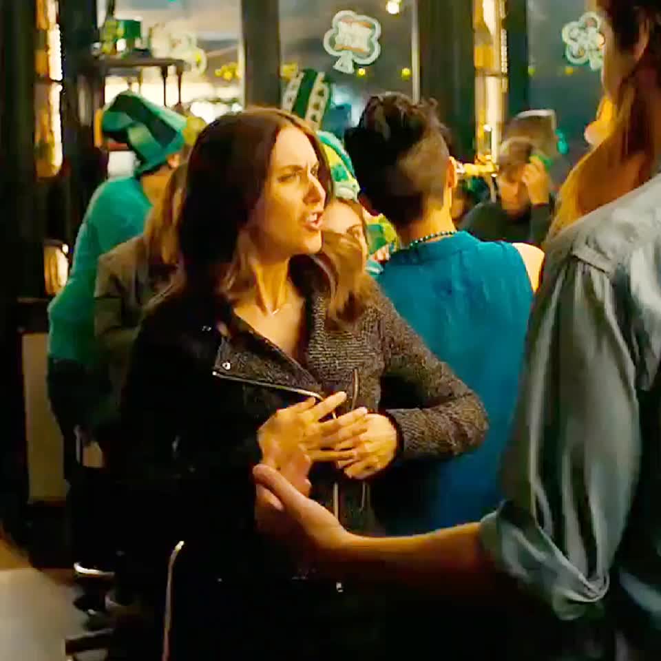 Alison Brie in St. Paddy's Day spirit in "How To Be Single" - free porn video
