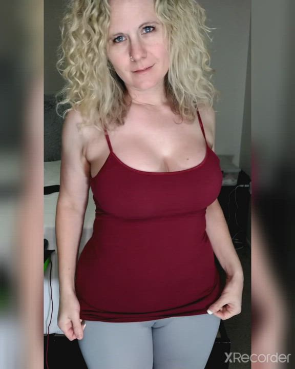 Just call my boobs Tigger 🦋 - free porn video