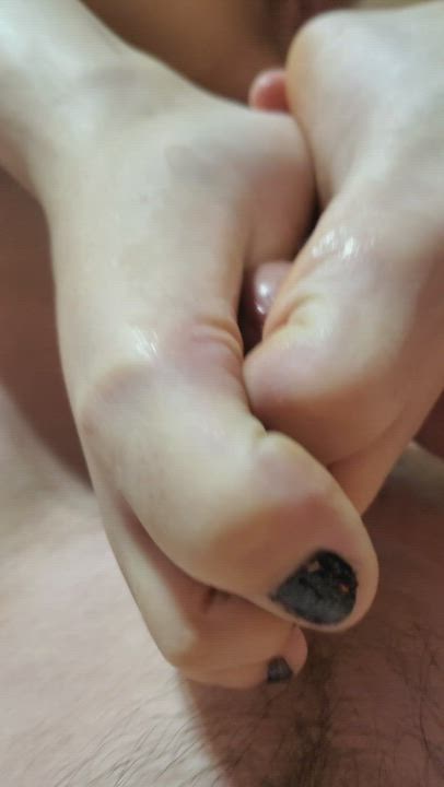 I swear he cums quicker from my feet than anything else! - free porn video