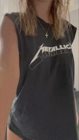 Rocker slut begging to beat milf - free porn video