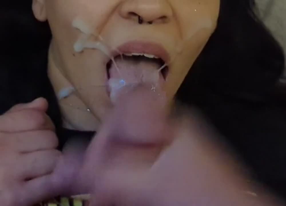 I received a nice thick reward. 💦I want more! 😈 - free porn video