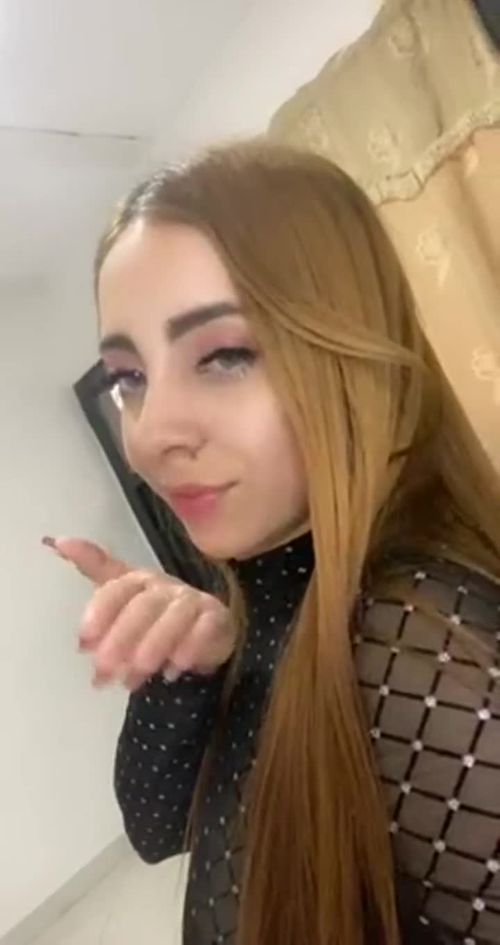 do you like when I show off my tight little ass? - free porn video